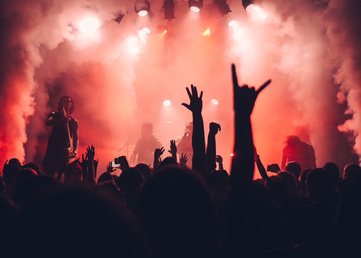 Producción de Videos Musicales en Venezuela: Cómo Crear un Clip Cinematográfico